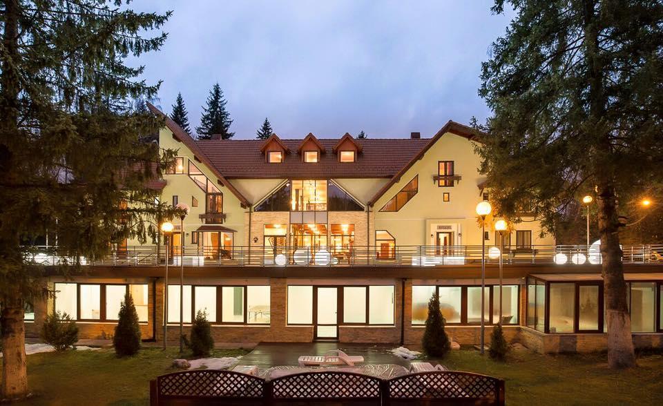 Отель Vila Pinul Si Mesteacanul Пояна-Брашов Экстерьер фото