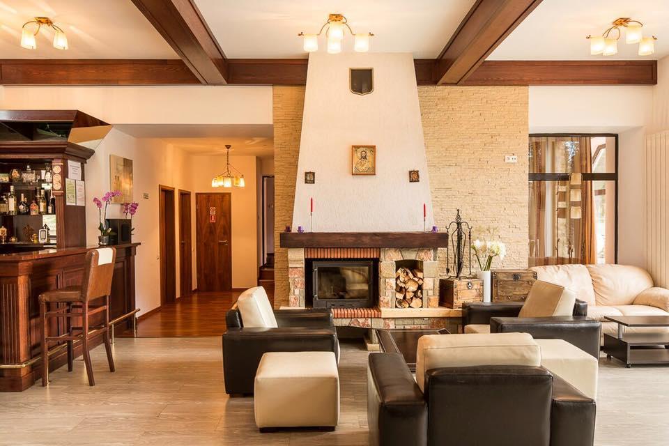 Отель Vila Pinul Si Mesteacanul Пояна-Брашов Экстерьер фото